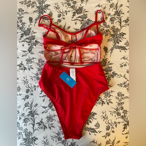 BNWT Cupshe Swimsuit One Piece Red Size XS - Picture 5 of 7